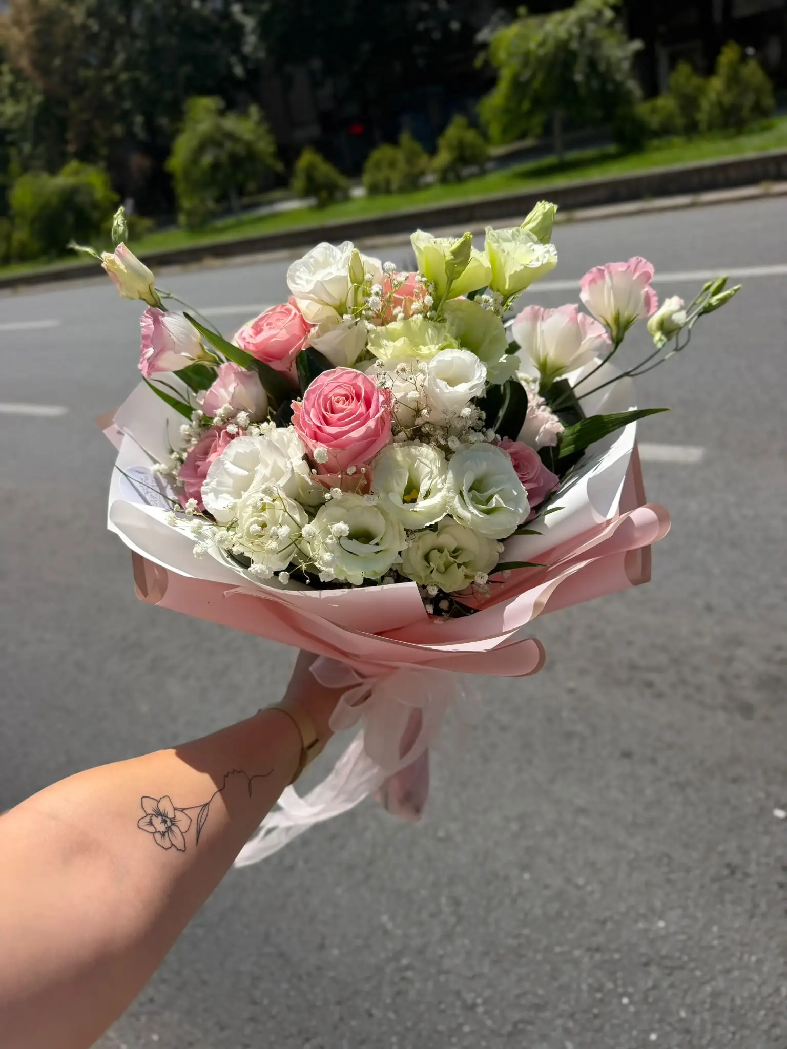 Pink Roses and White Lisianthus Bouquet — 2