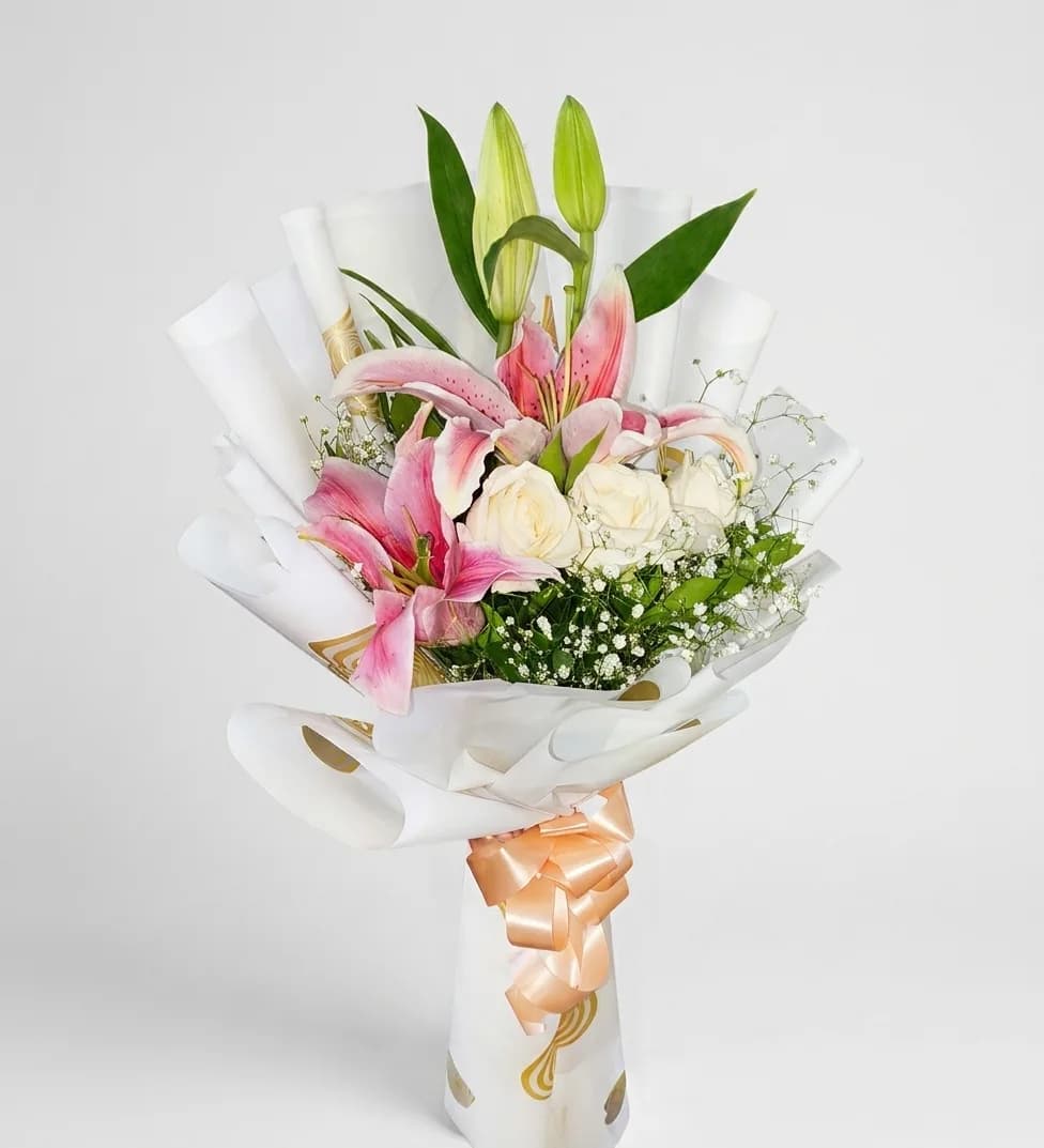 Bouquet with Pink Lily and 3 White Roses image