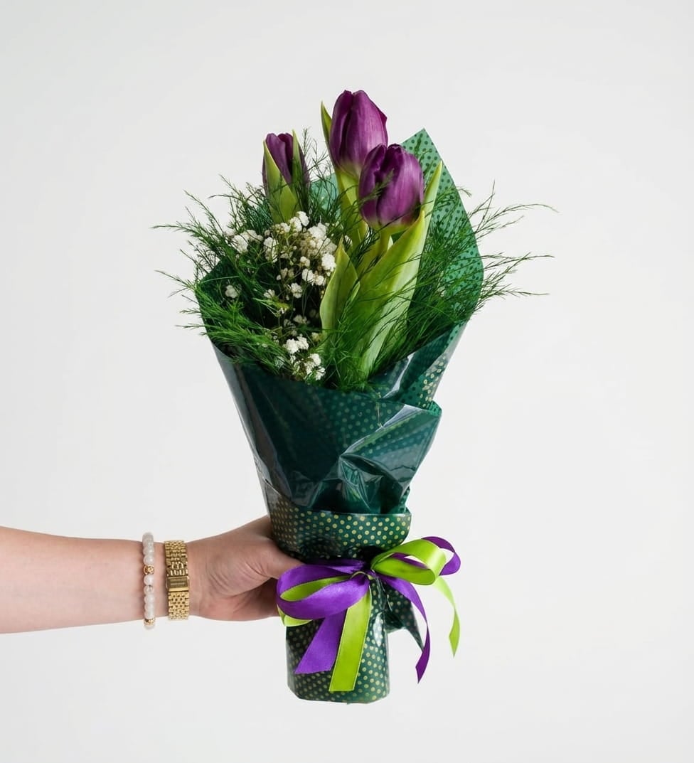 Elegant Bouquet with Purple Tulips — 1